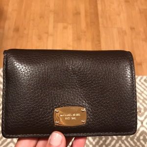 Micheal Kors leather wallet